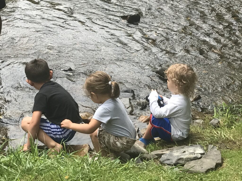 Children at shore of lake
